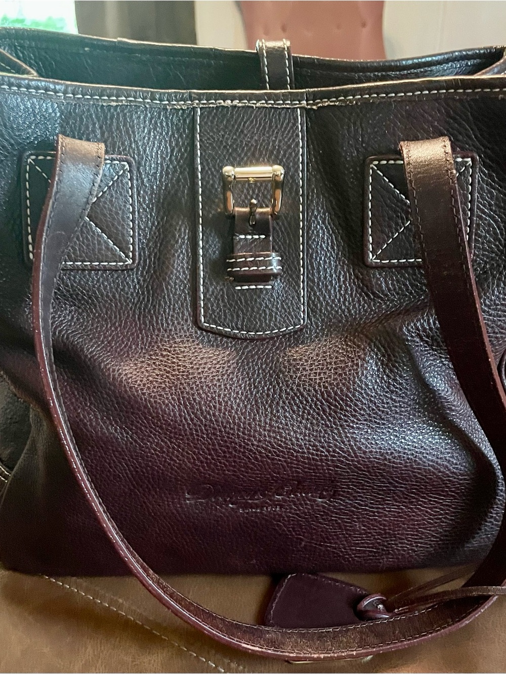 Dooney and Bourke, large Italian pebbled leather shoulder bag. NWOT - Picture 5 of 12